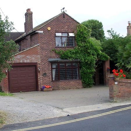 Barnfield B&B Saint Osyth Exterior foto